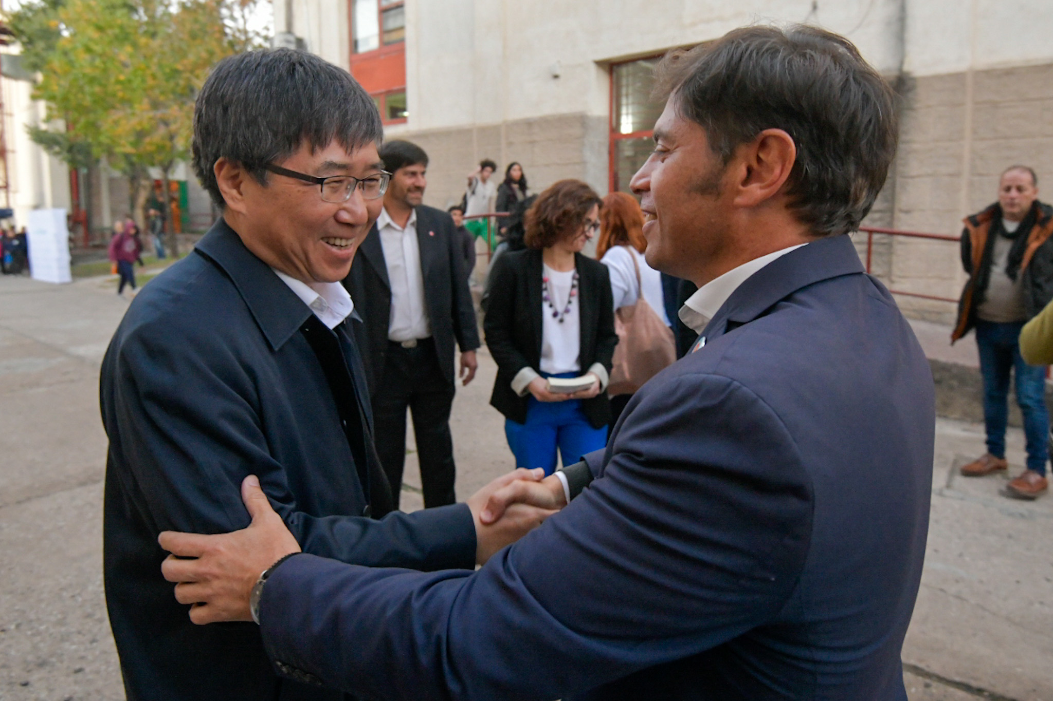 Axel Kicillof y reconocido economista surcoreano Ha-Joon Chang