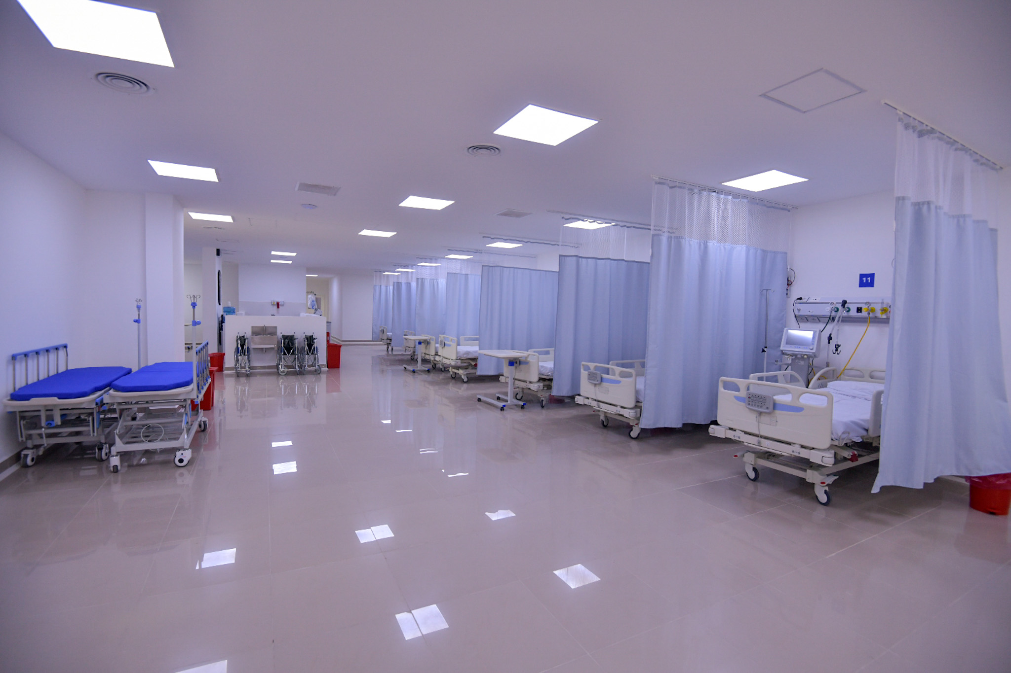 Camas de internación del recién inaugurando el Hospital Central de Pilar