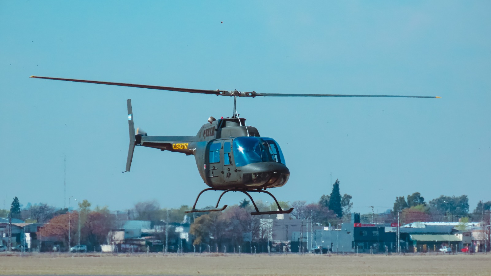 helicóptero AB 206